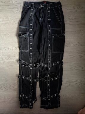 Hot Topic Black Cargo Pants with White Stitching
